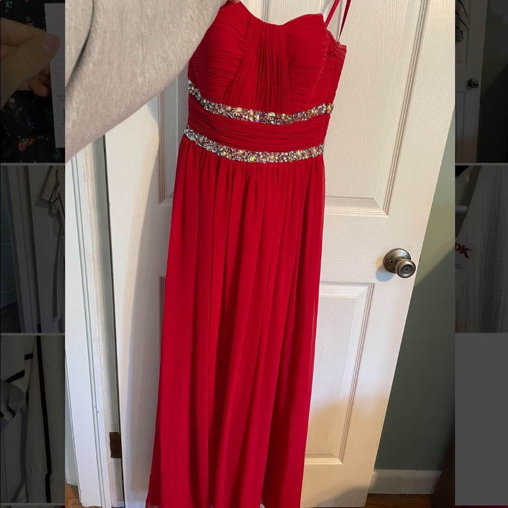 ANNY LEE SIZE SMALL Red Prom Dress. Worn ONCE.